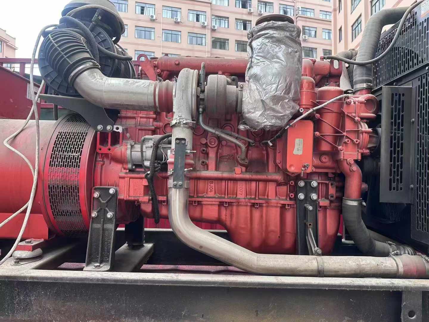 新田如何选择适合 600kW 柴油发电机组的过载保护器？